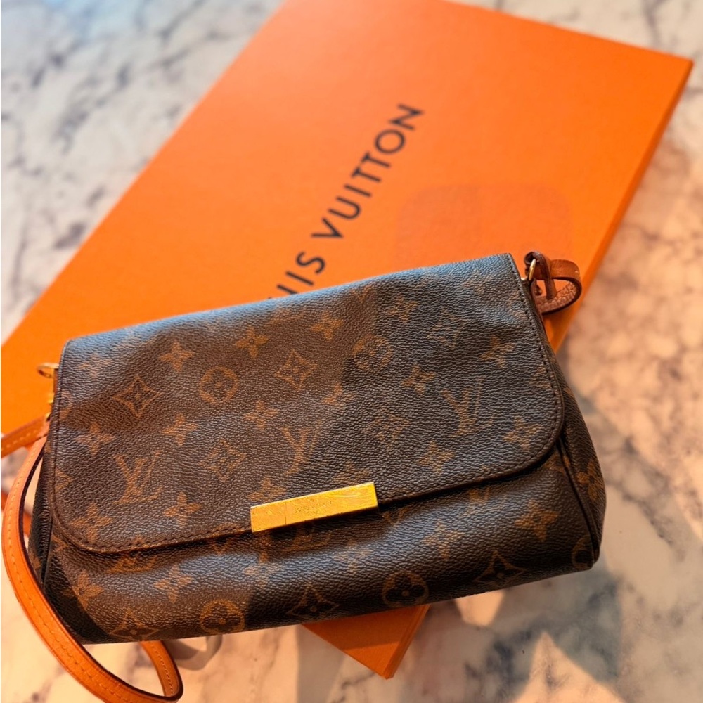 Discontinued Louis Vuitton Classic Monogram Crossbody Bag